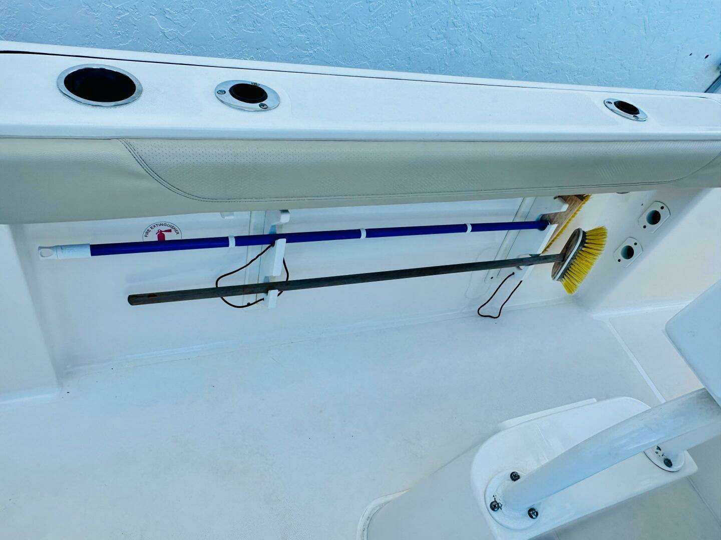 2016 Pursuit C 238 Center Console - Image 36