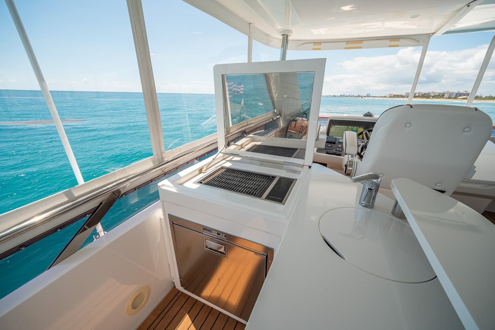 2017 Princess 68 Flybridge - Image 70
