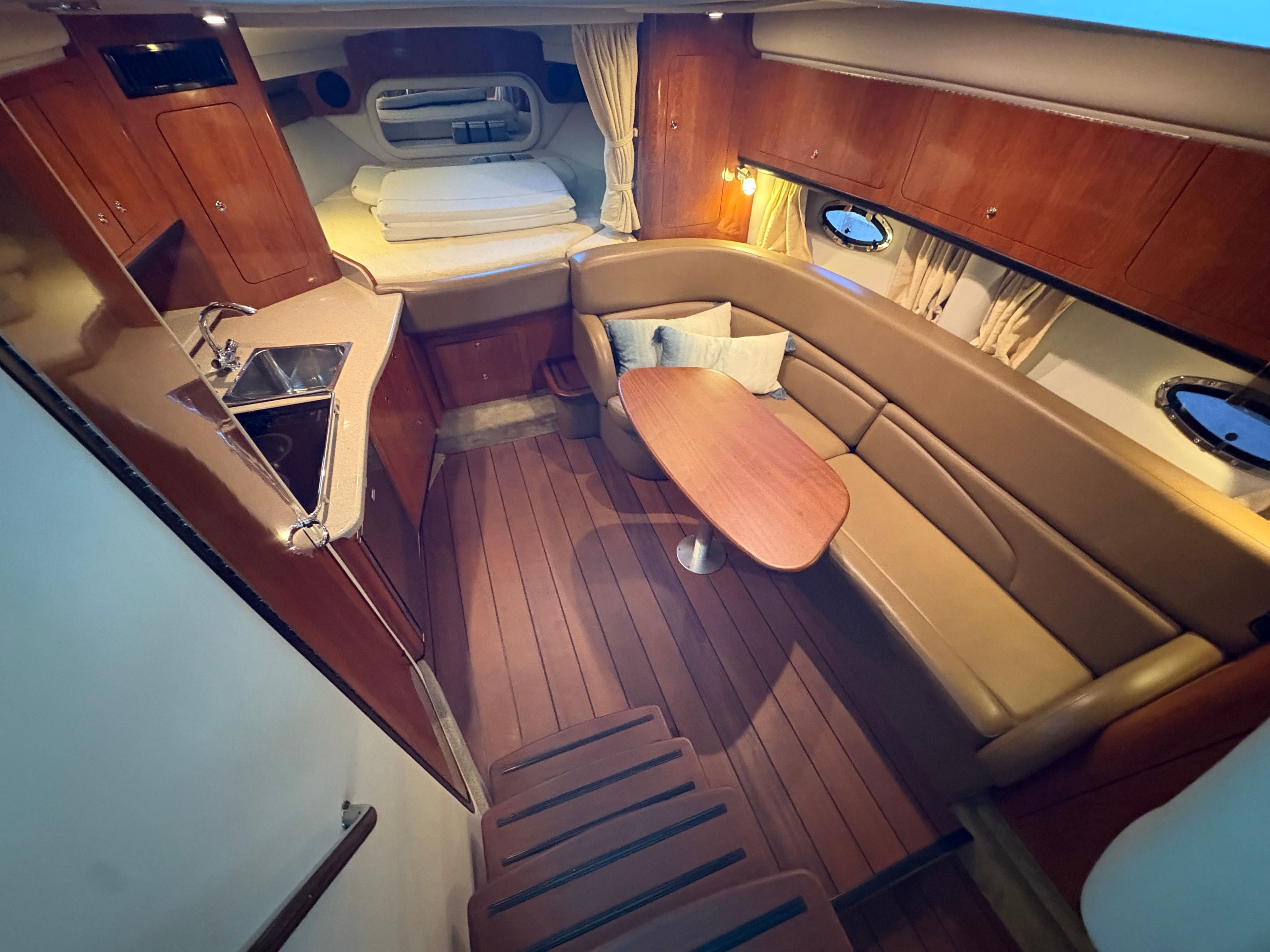 2014 Crownline 350 Sport Yacht - 26