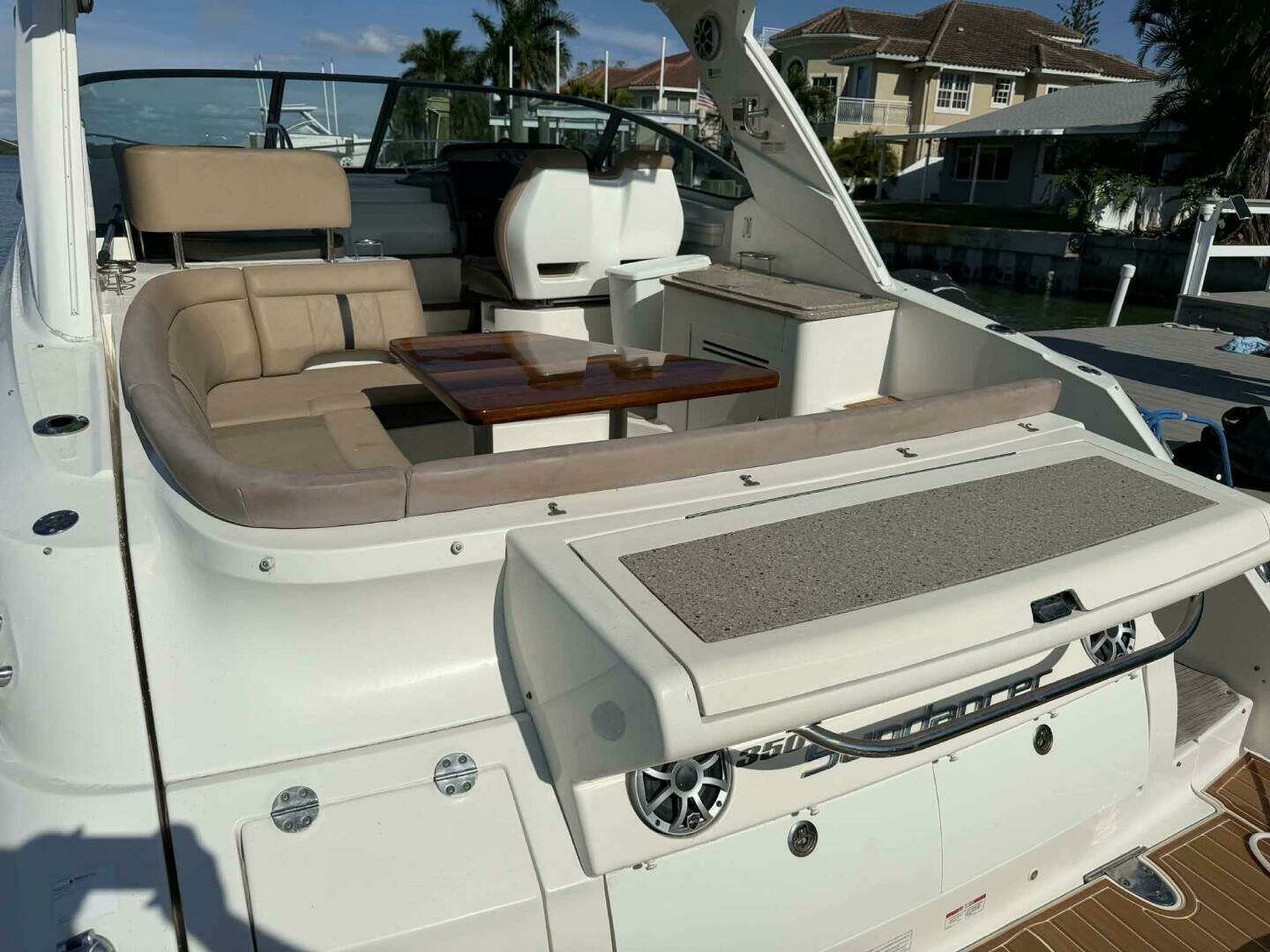 2016 Sea Ray 350 Sundancer - Image 35
