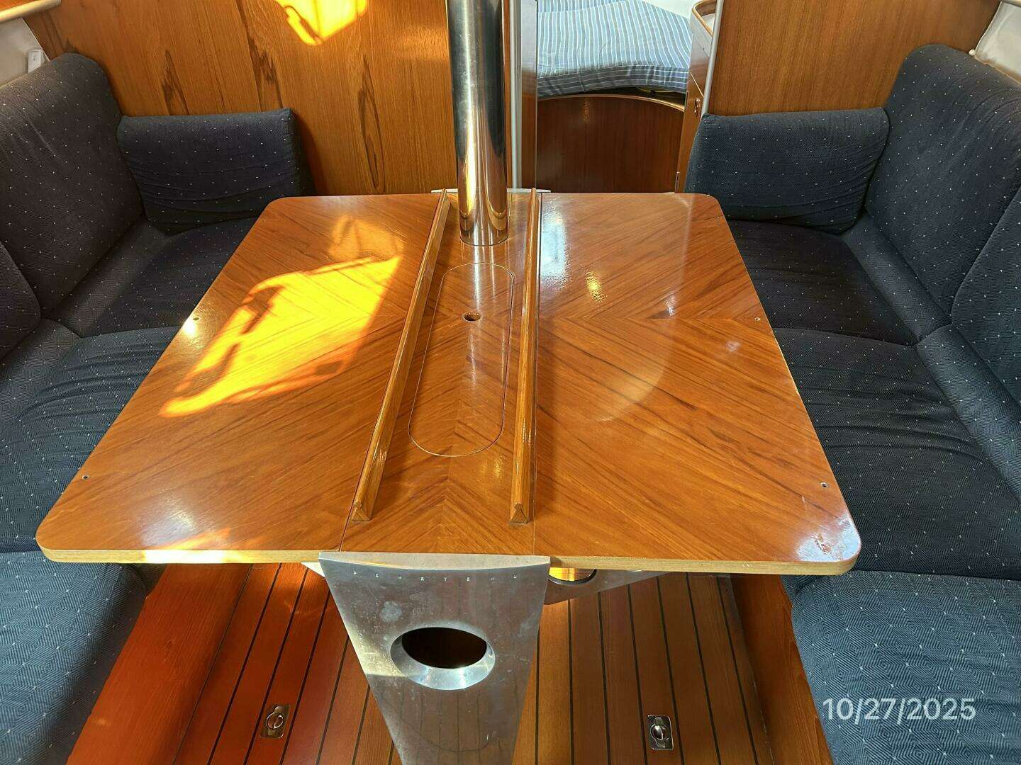 1992 Beneteau 38s5 - Image 39
