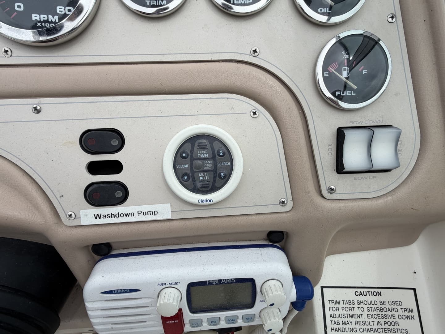 1998 Rinker 266 Fiesta Vee - Image 40