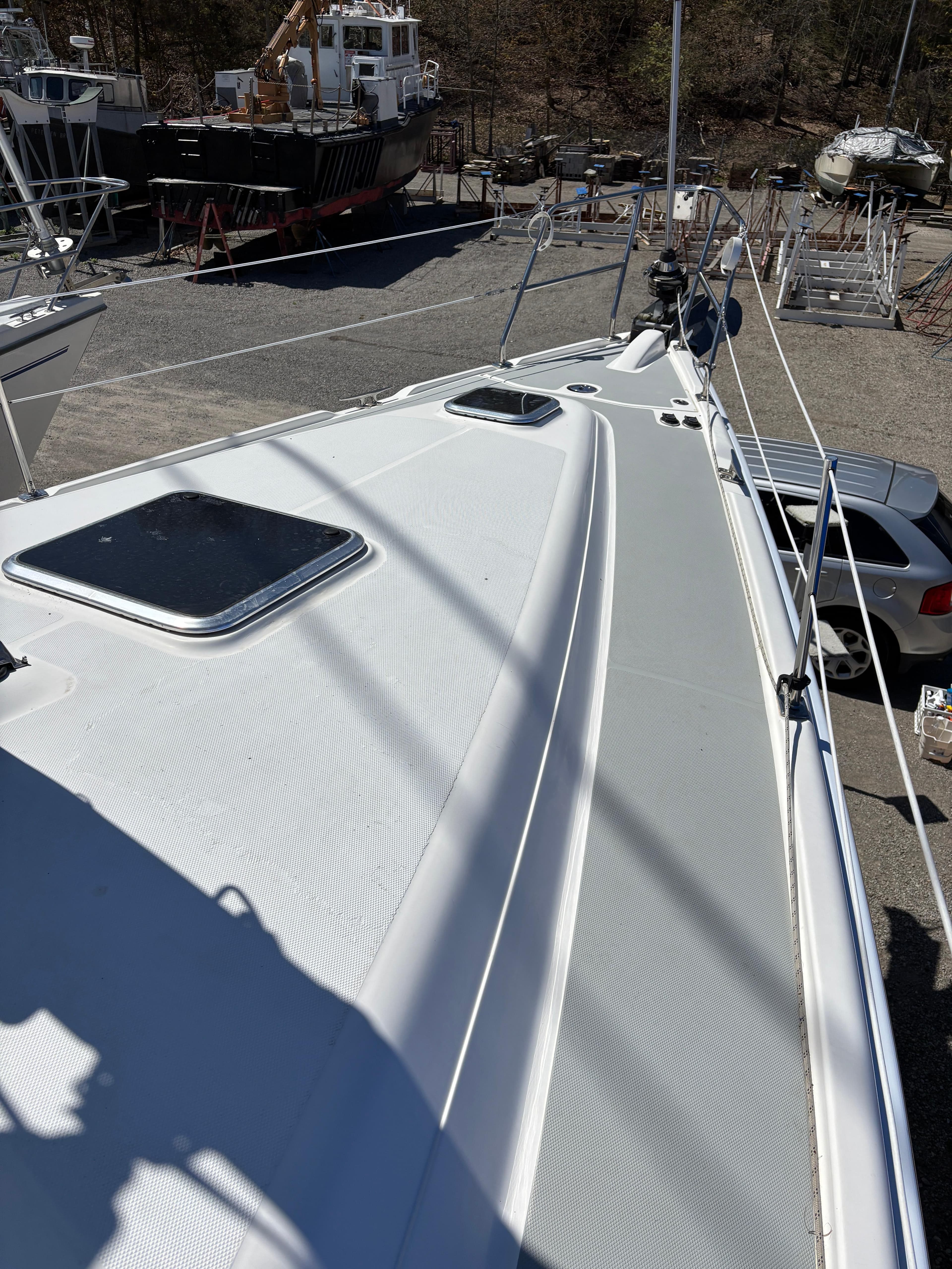 2008 Hunter 41 Deck Salon - 25