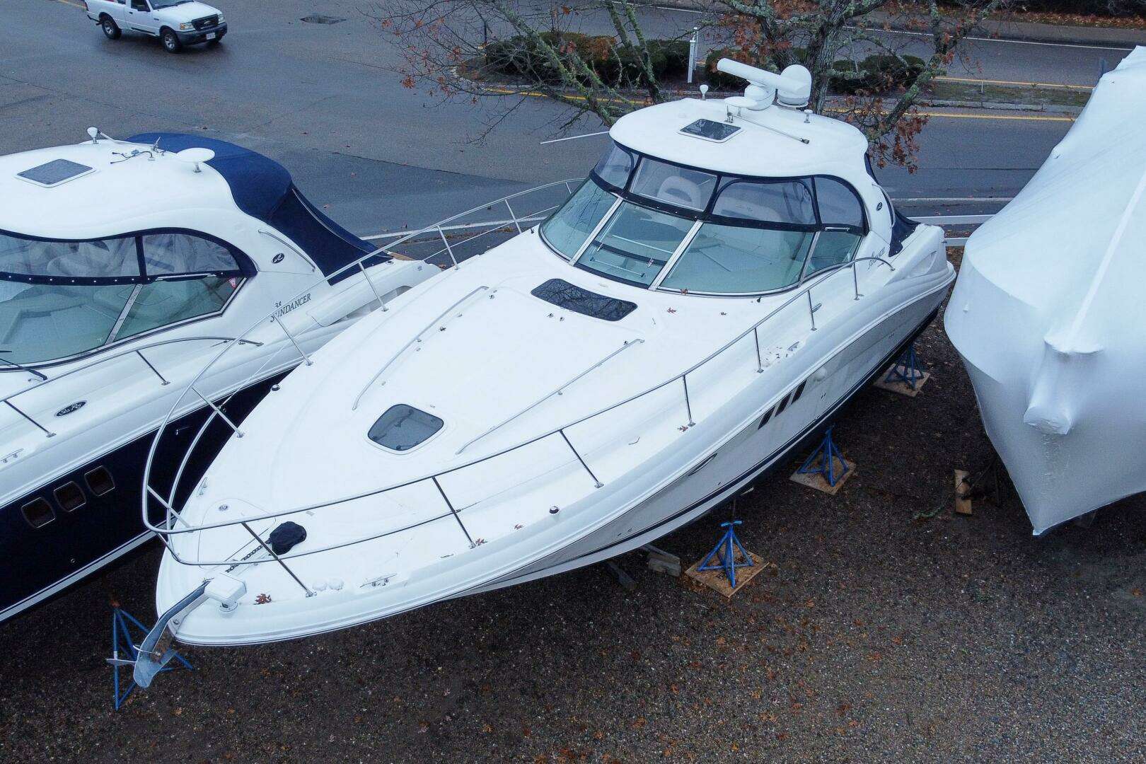 2007 Sea Ray 400 Sundancer - Image 11