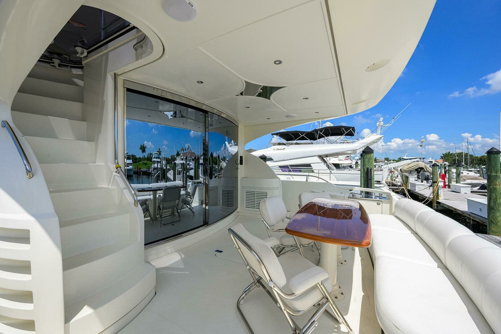 2005 Marquis 65 Motor Yacht - Image 4