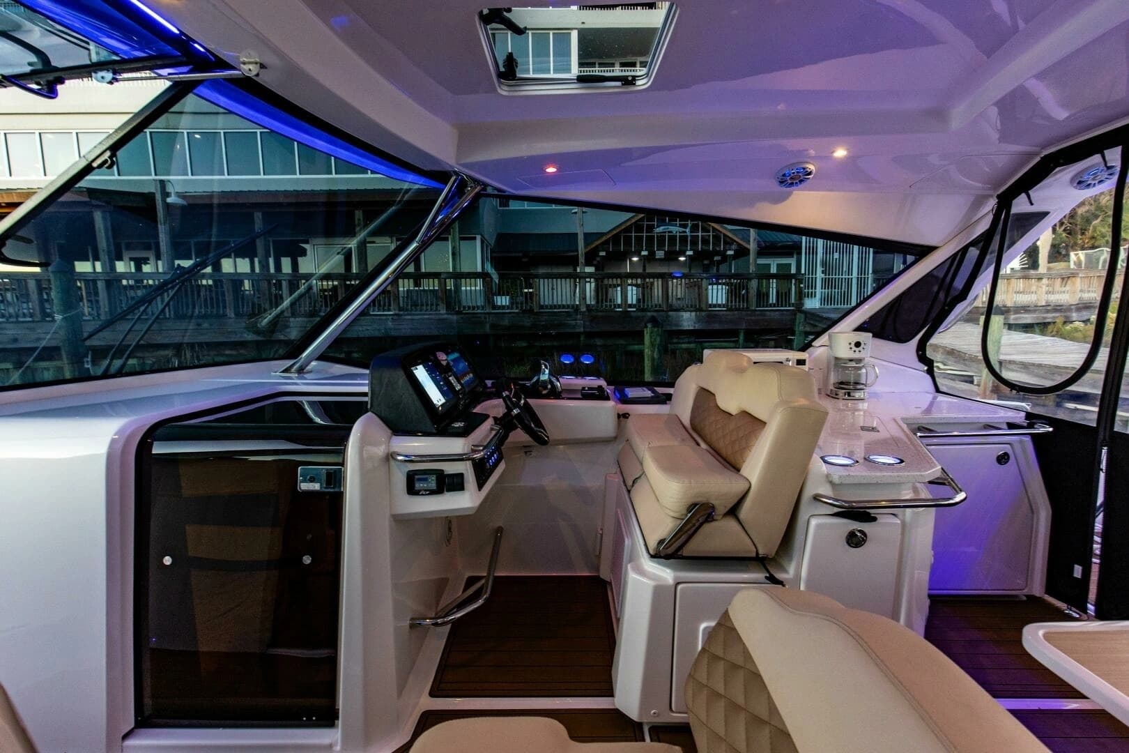 2018 Aquila 36 Power Cat - Image 13