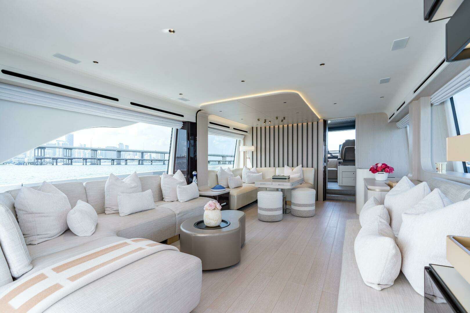 2022 Azimut 78 - Image 30