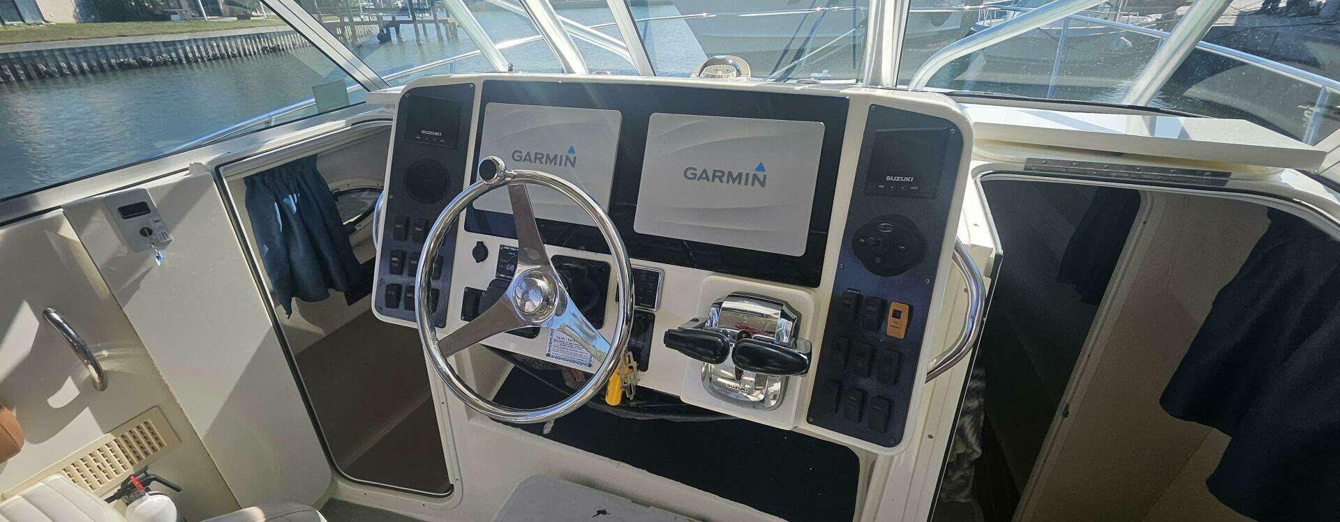 2008 World Cat 320 EC - Image 23