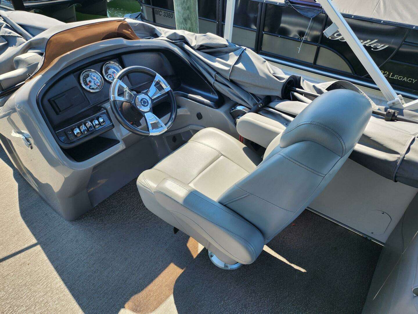 2021 Avalon — - Image 6