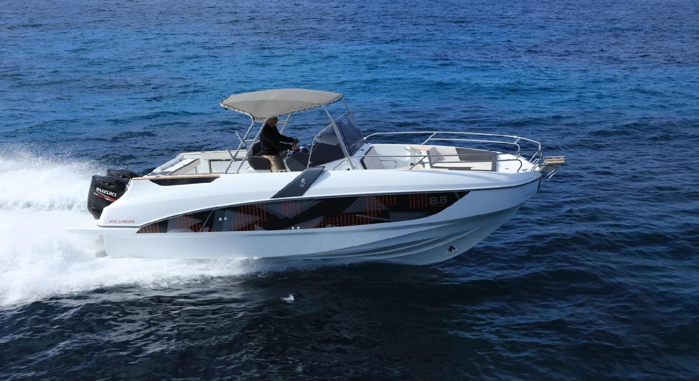 2020 Beneteau Flyer 8.8 SPACEdeck