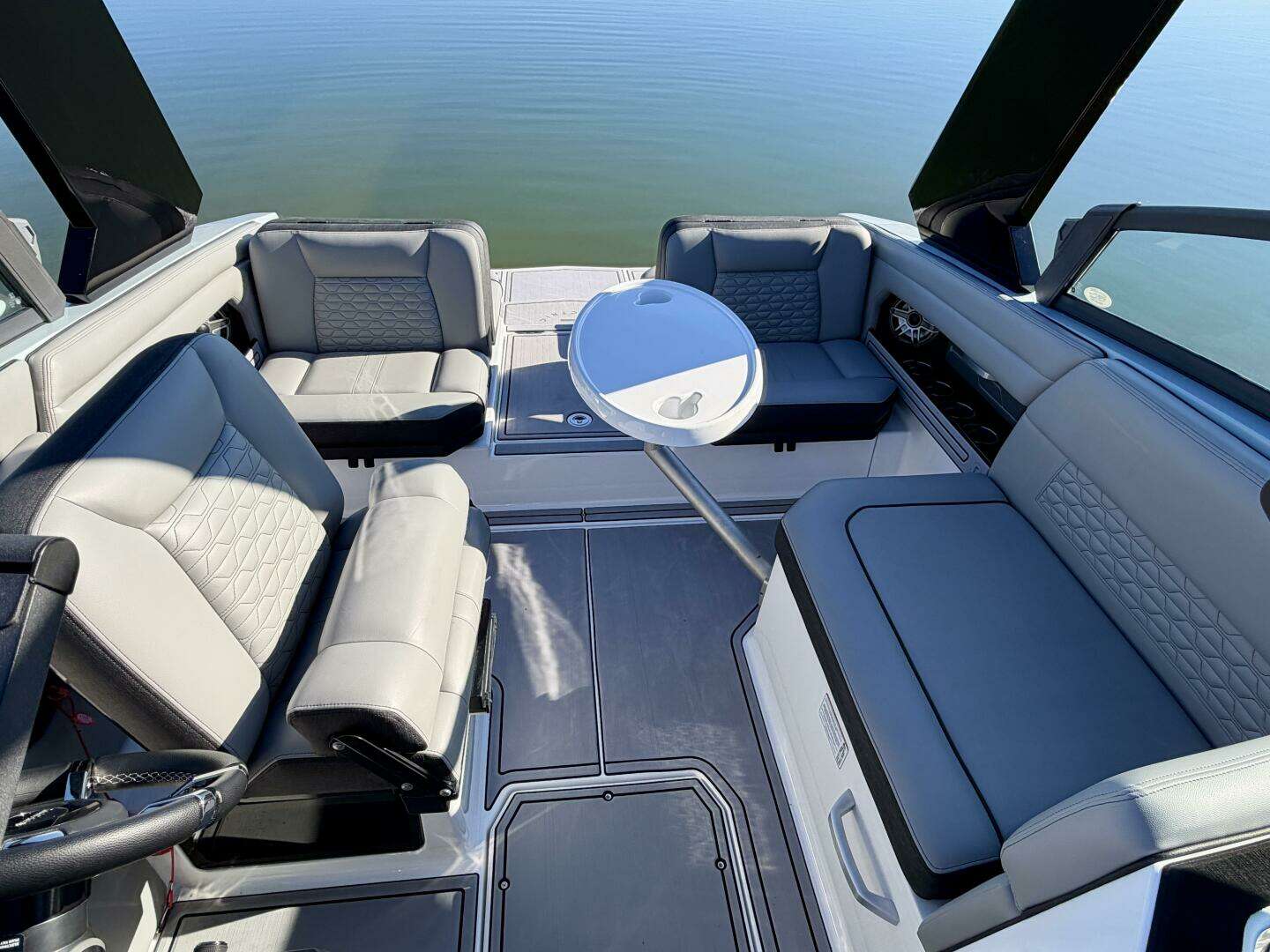2023 Correct Craft Ingenity 23EL2 Electric Boat - Image 126