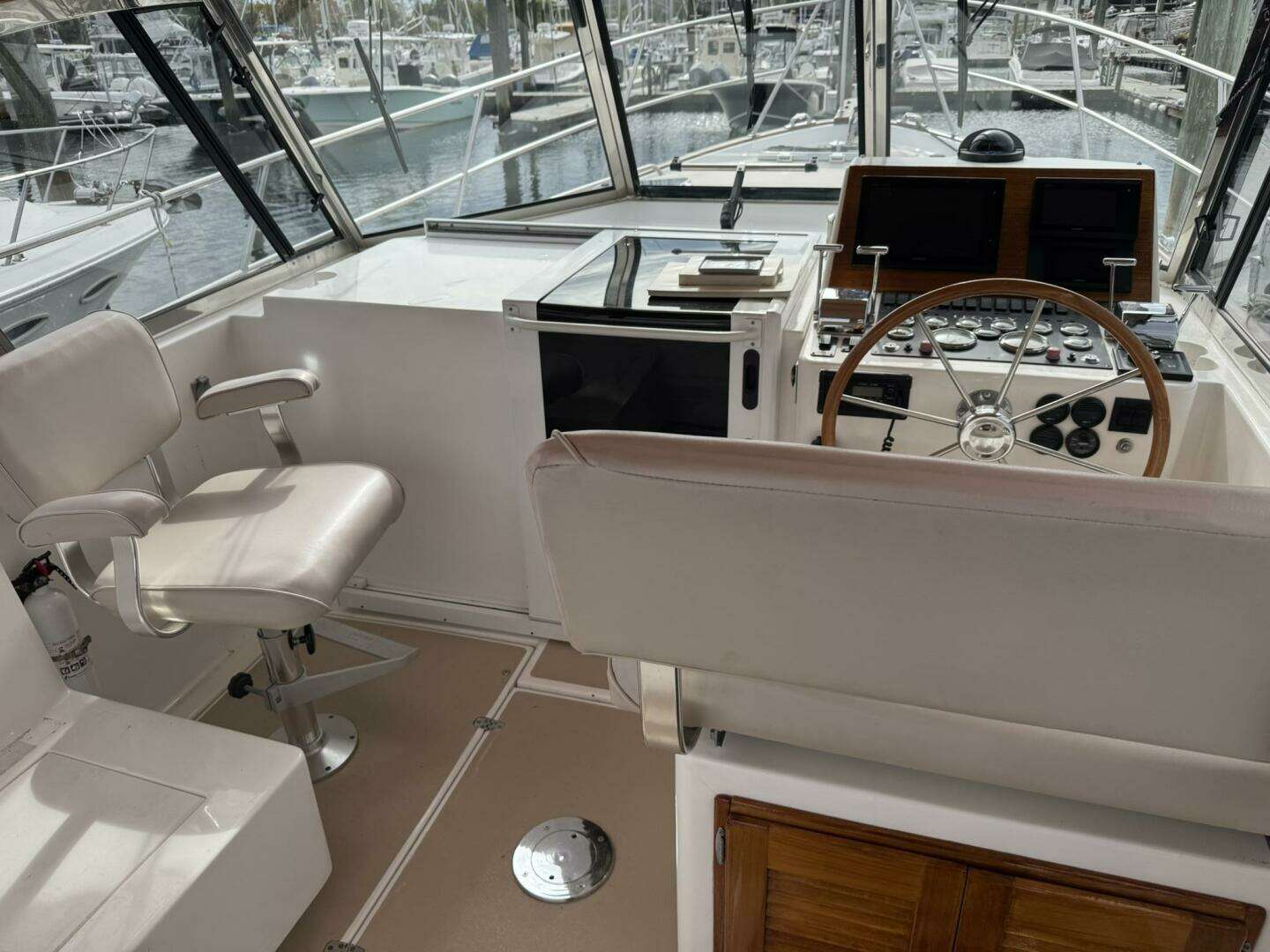 2001 Legacy Yachts Express - Image 22