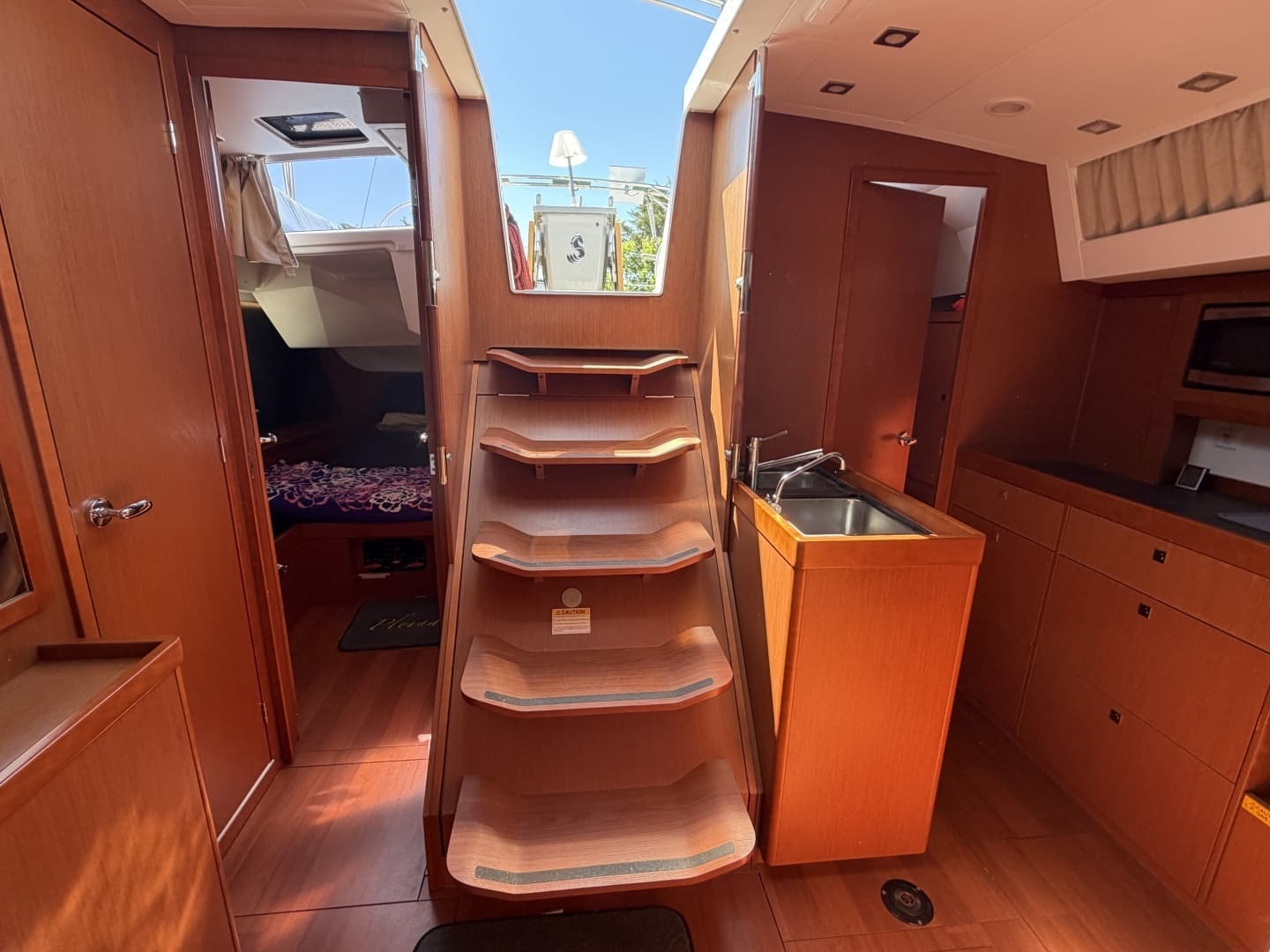 2016 Beneteau 48 - Image 38