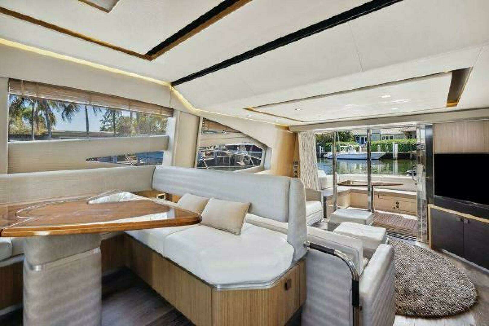 2018 Sea Ray L590 Fly - Image 14