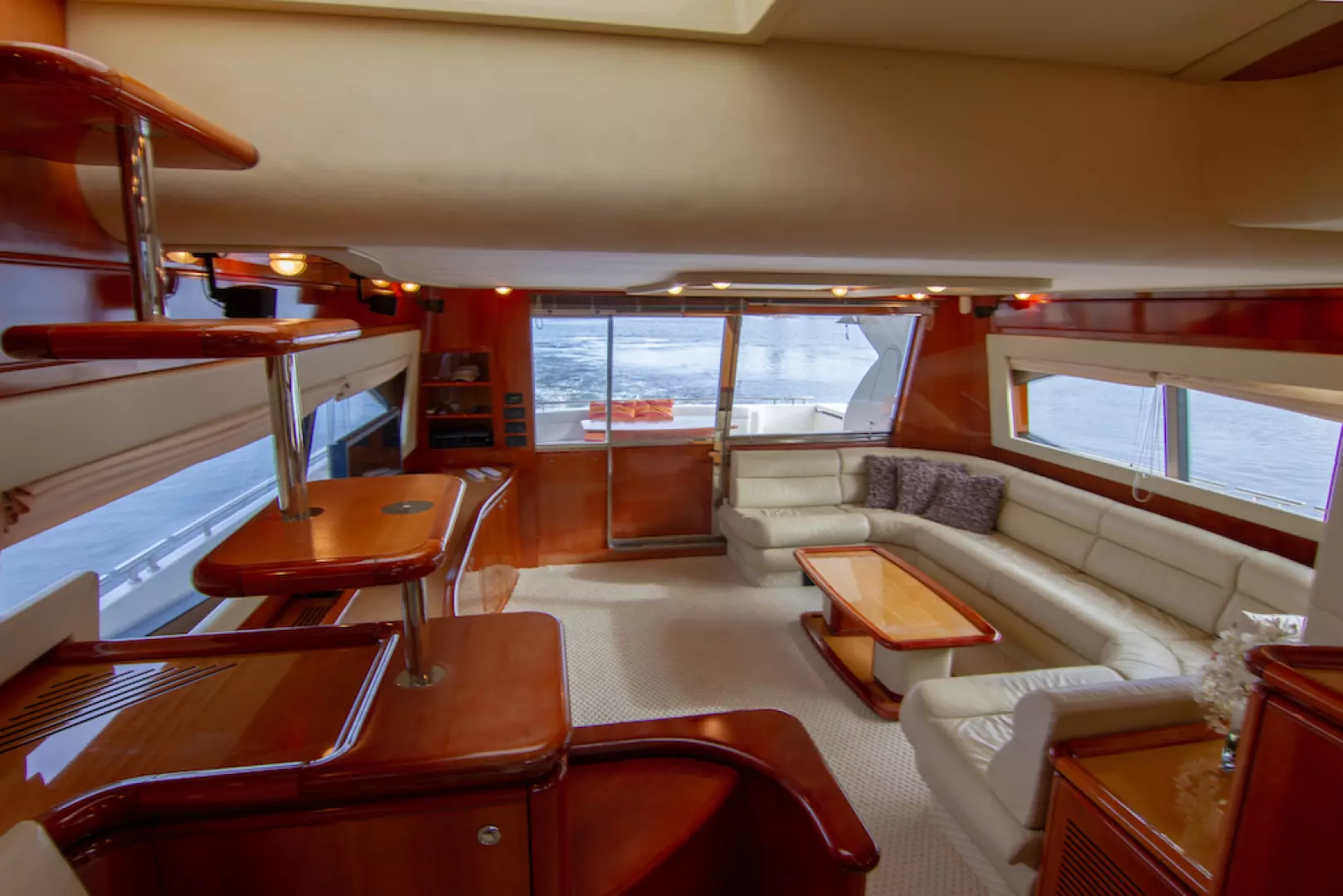 2005 Ferretti Yachts 76 - Image 28
