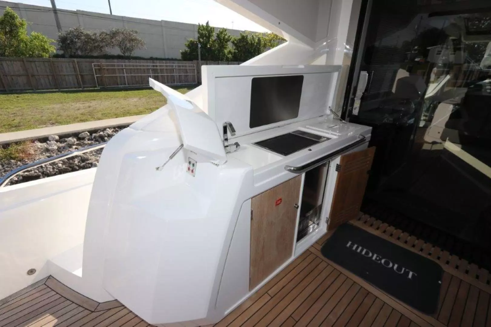 2018 Sunseeker Predator - Image 18