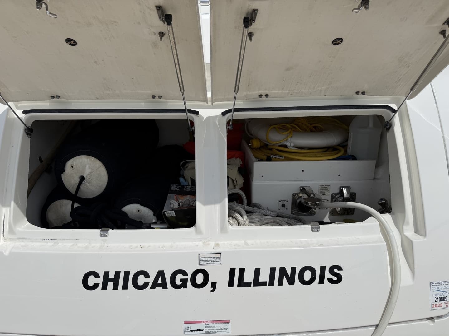 2009 Sea Ray 60 Sundancer - Image 71