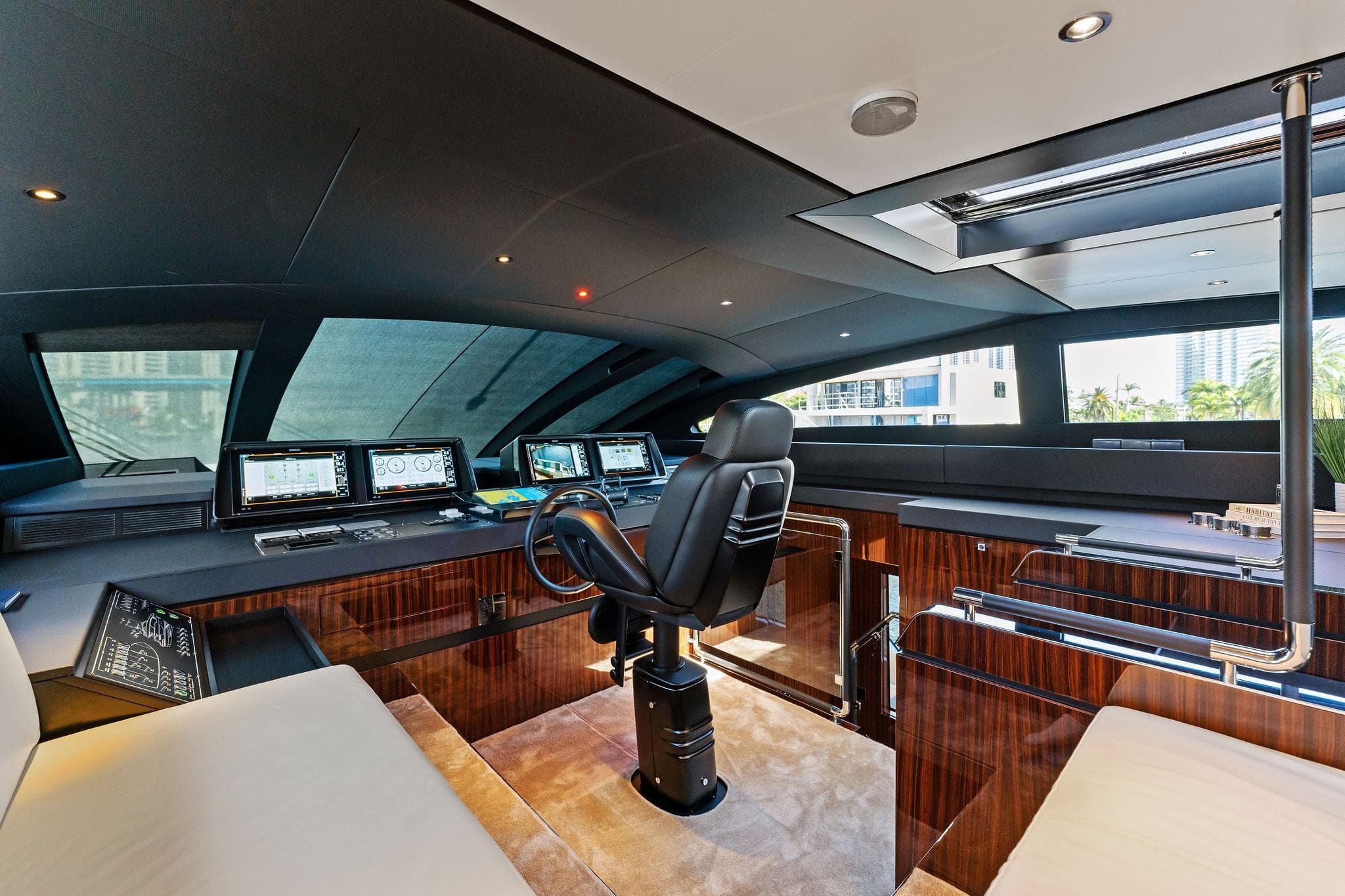 2024 Riva 102' Corsaro Super - 72