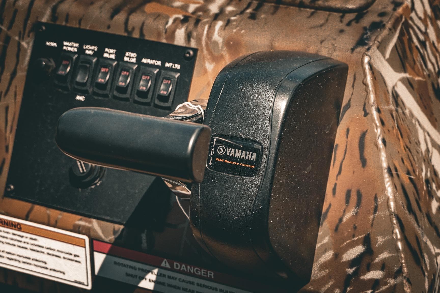 Control panel of 2026 G3 Gator Tough 18 CCJ boat with Yamaha remote control.