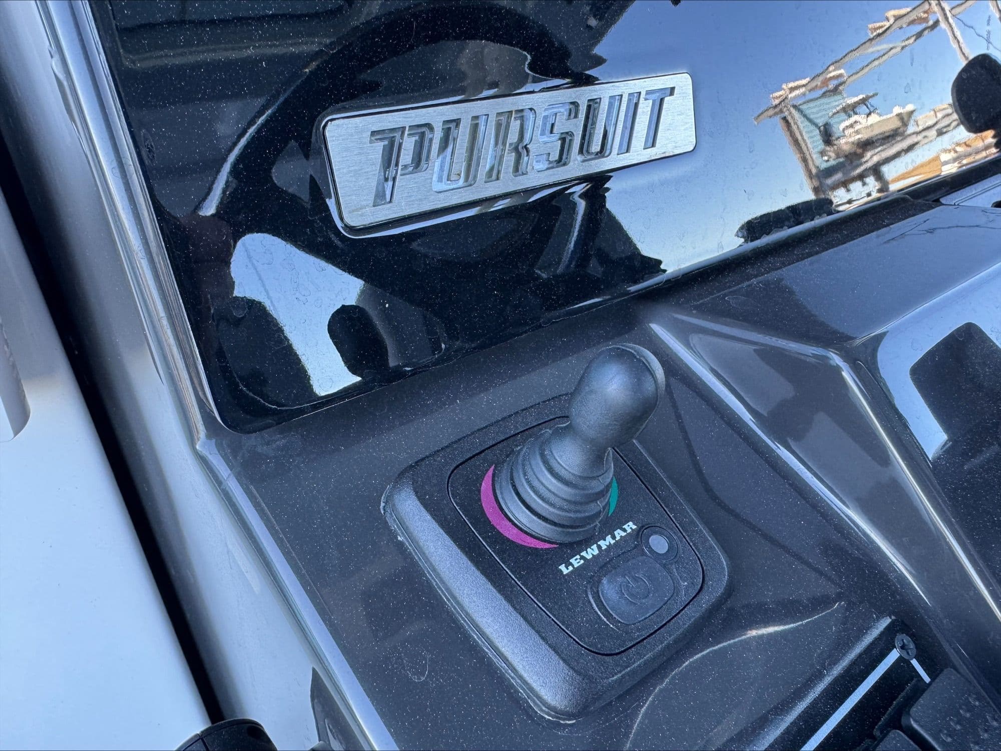2024 PURSUIT 328 S - Image 13