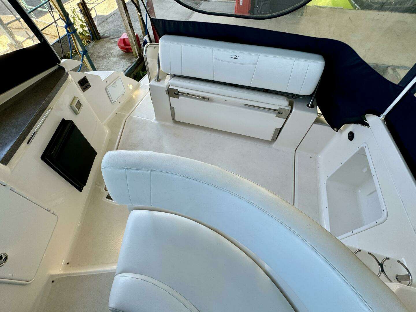 2006 Regal 3360 Window Express - Image 79