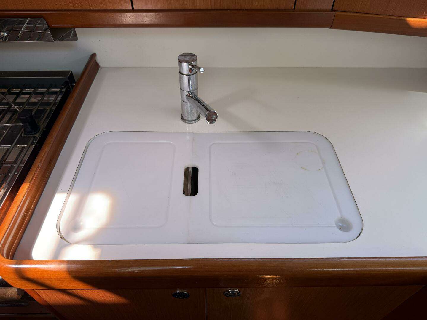 2010 Beneteau Oceanis 43 - Image 43