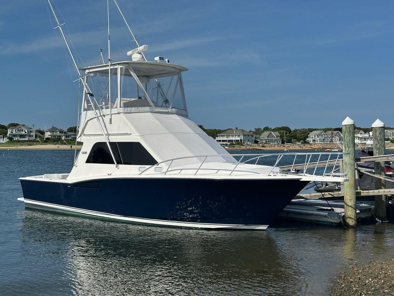 2005 Cabo 35 Flybridge