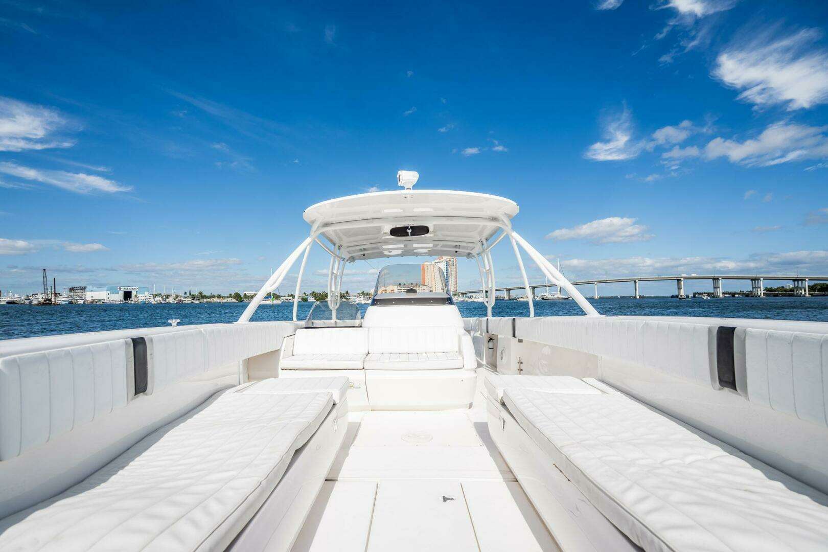2011 Intrepid 400 Open - Image 19