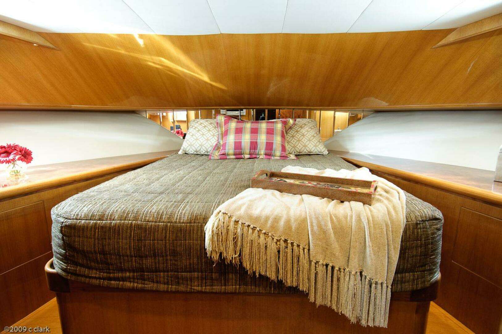 2005 Ocean Alexander 58 Motor Yacht - Image 13