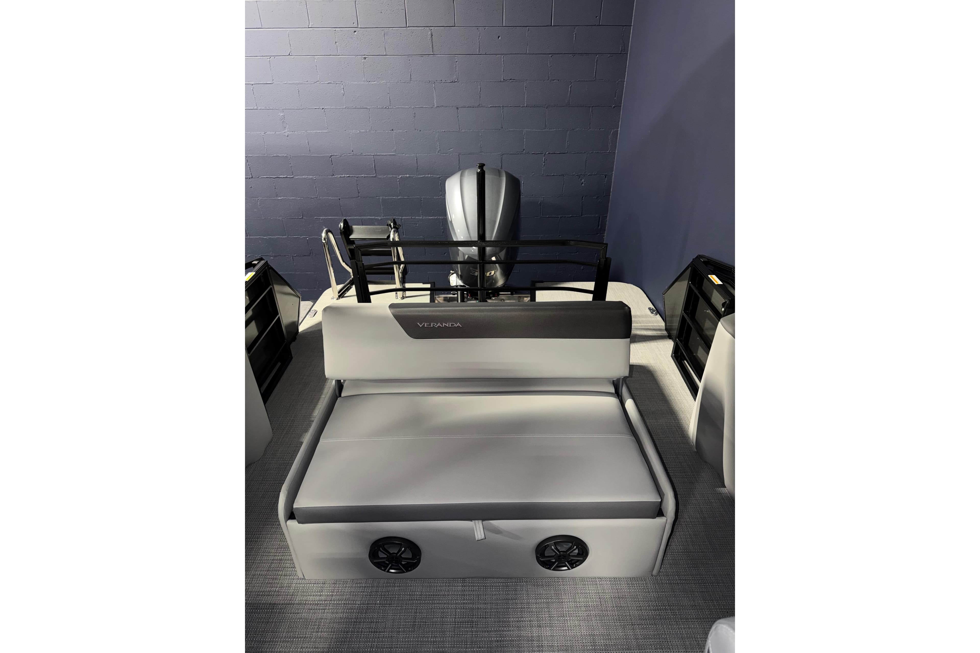 2026 Veranda RELAX VR235VLI boat interior with cushioned seating and modern design.