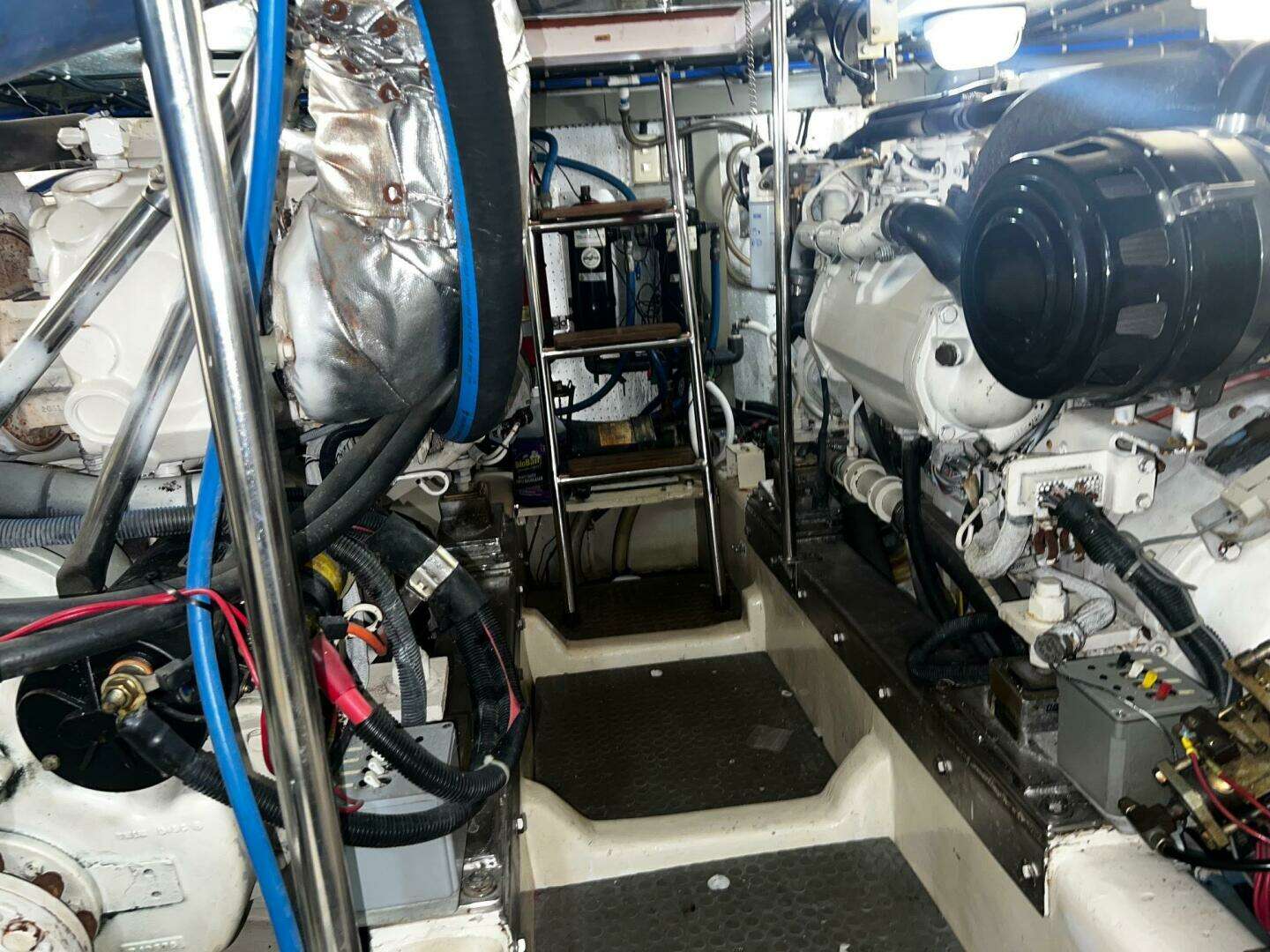 2003 Symbol Pilothouse - Image 79