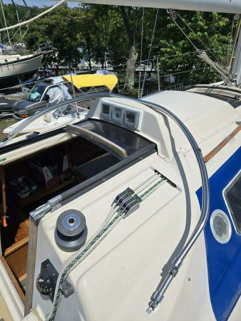 1987 Dehler Optima 101 - Image 8