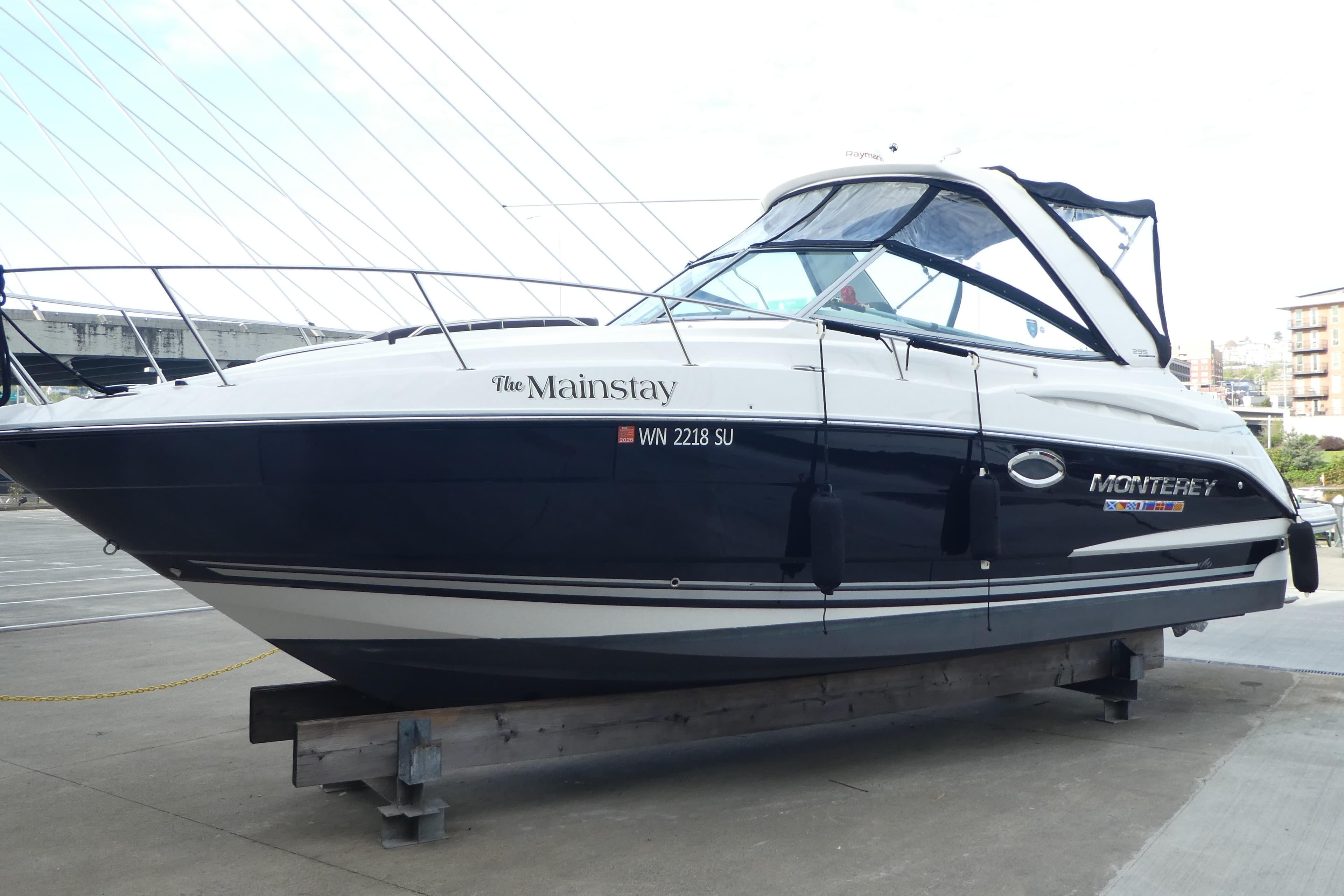 2019 Monterey 295 Sport Yacht