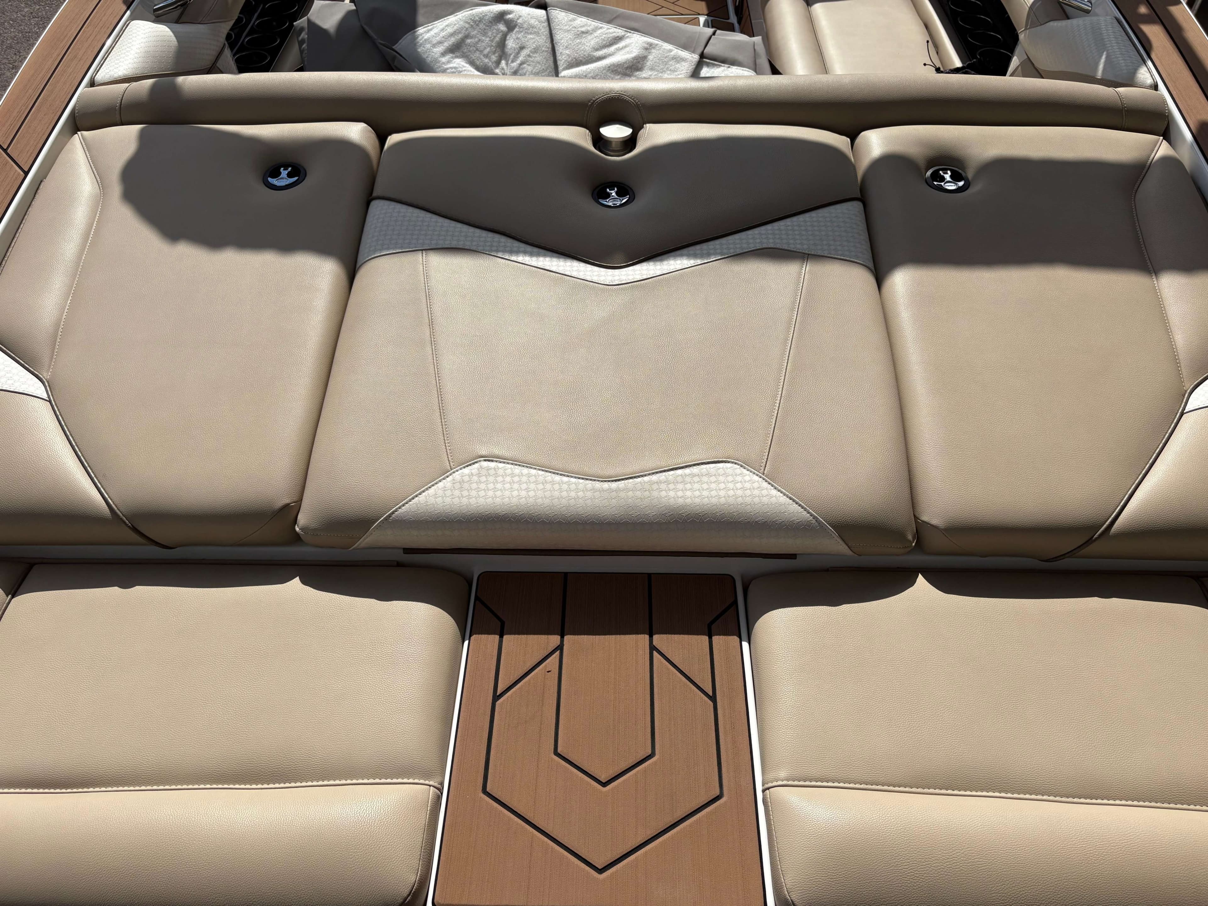 2024 Supreme S240 - 4