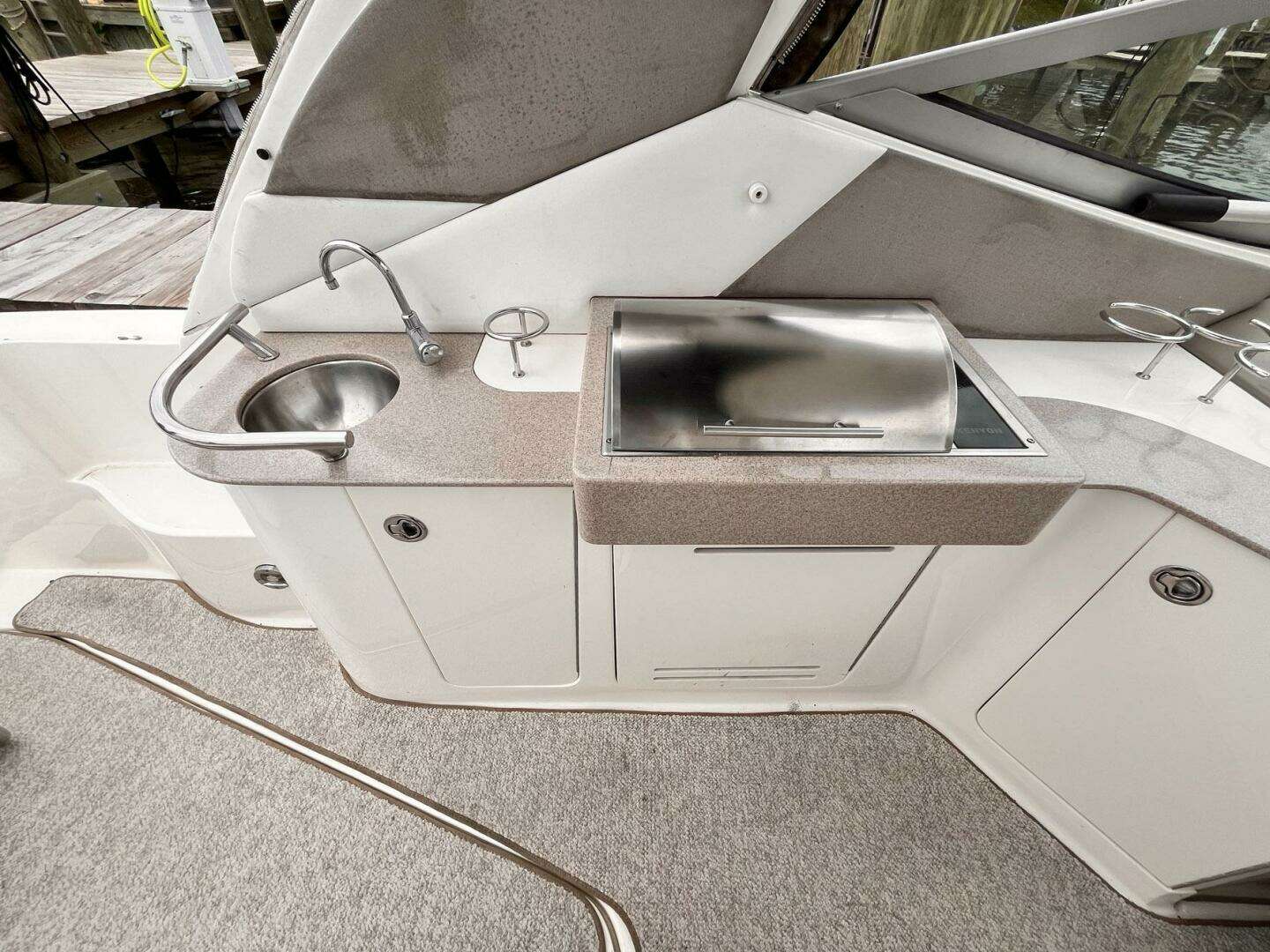 2007 Sea Ray 310 Sundancer - Image 11