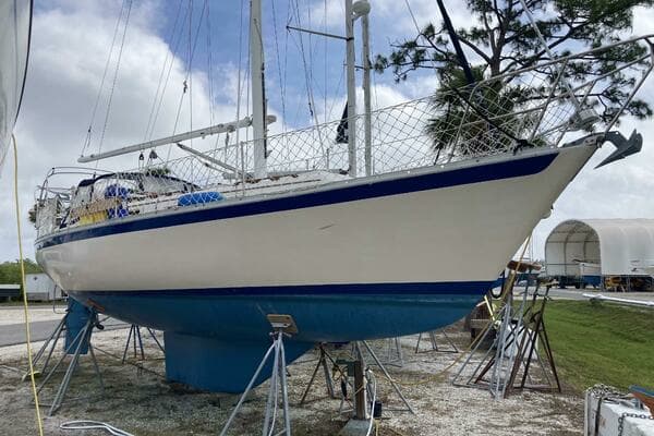 1984 Irwin 34 - Image 1