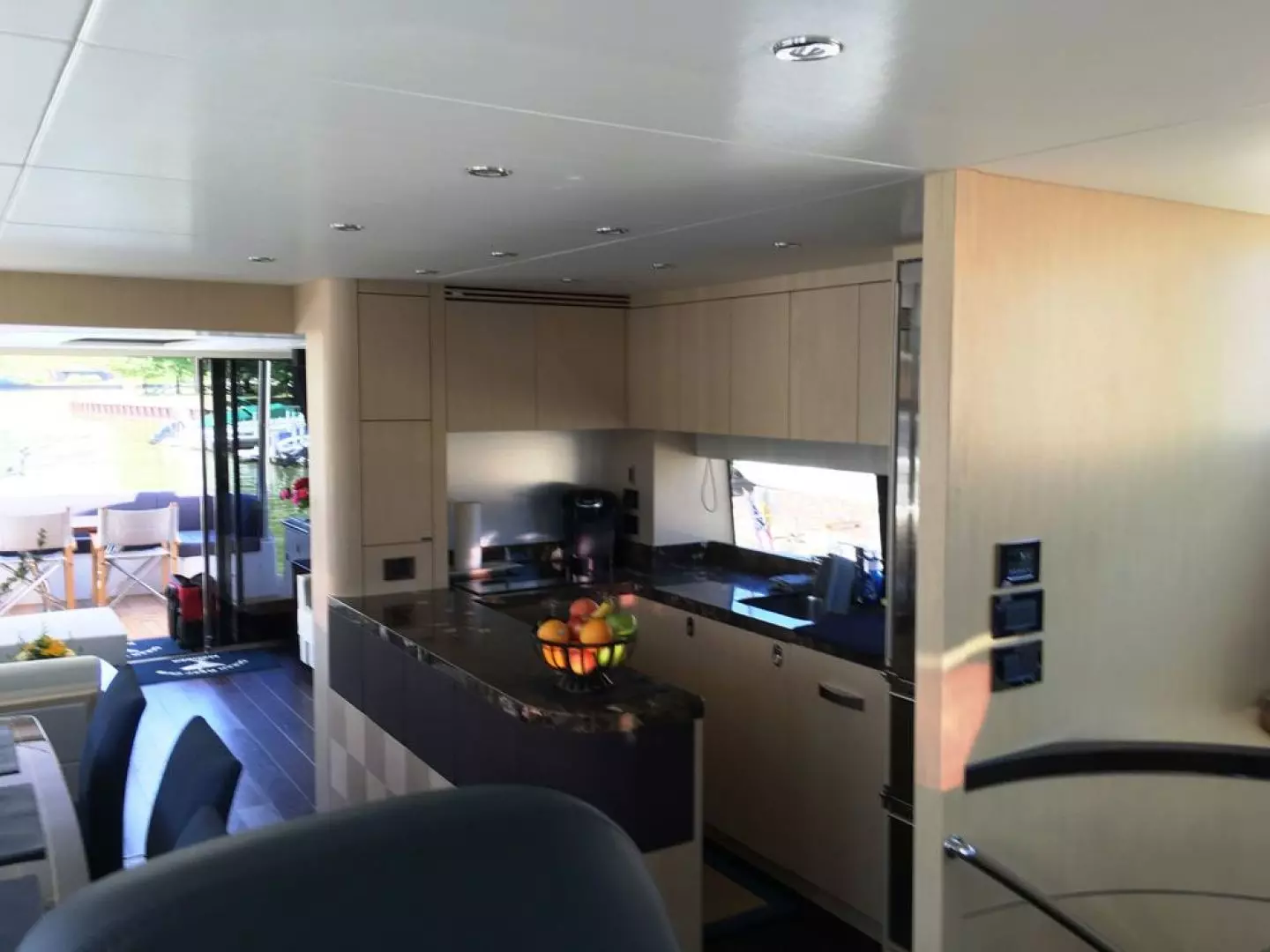 2016 Sunseeker Yacht - Image 11