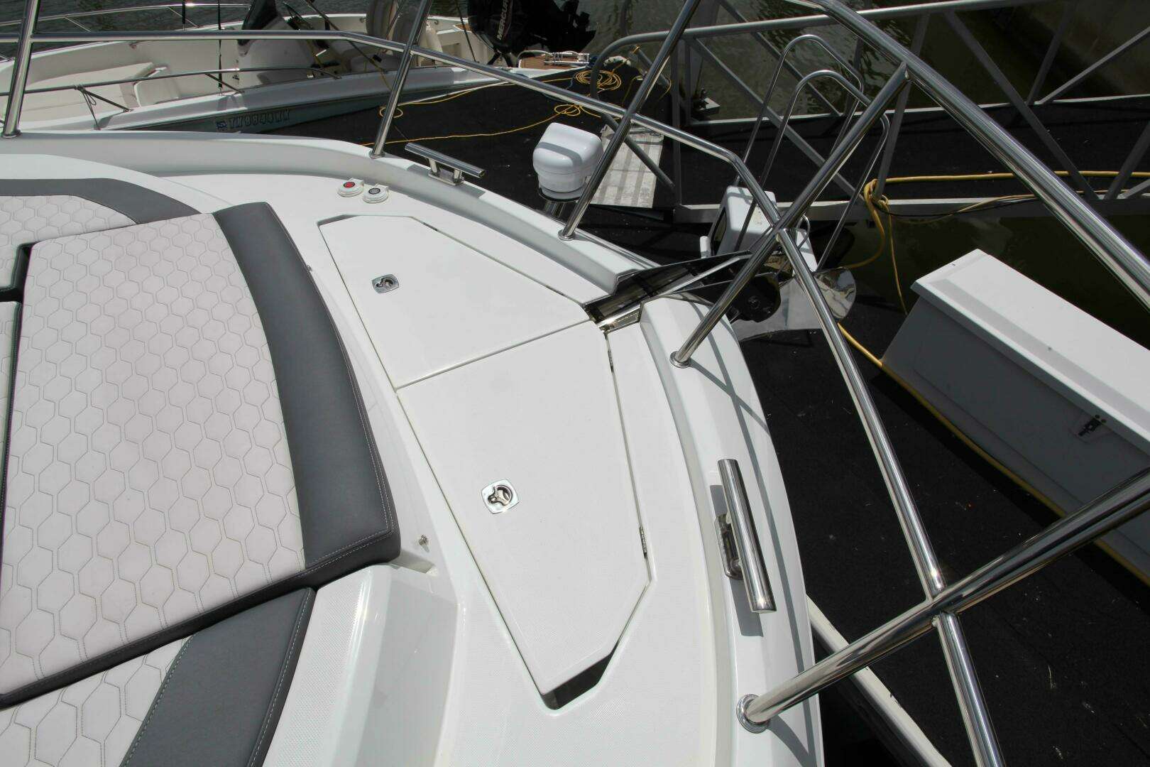 2025 Galeon — - Image 189