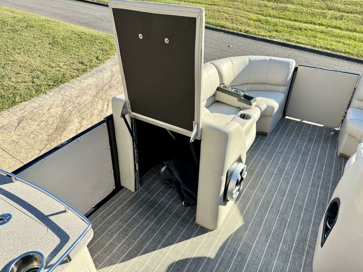 2016 Harris Grand Mariner 250 SLEC Tritoon - Image 22