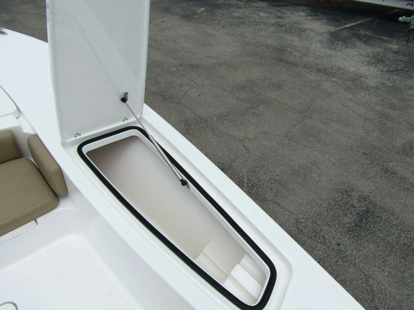 2025 Blazer Bay 2550 GTS - Image 14