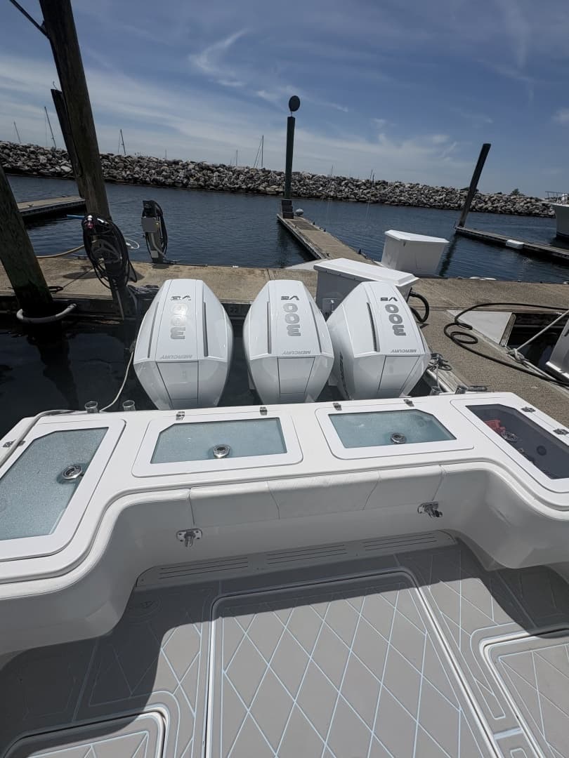 2019 Concept 39 Pro Fish - Image 6