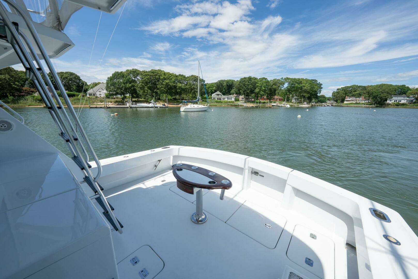 2001 Hatteras 50 Convertible - Image 11