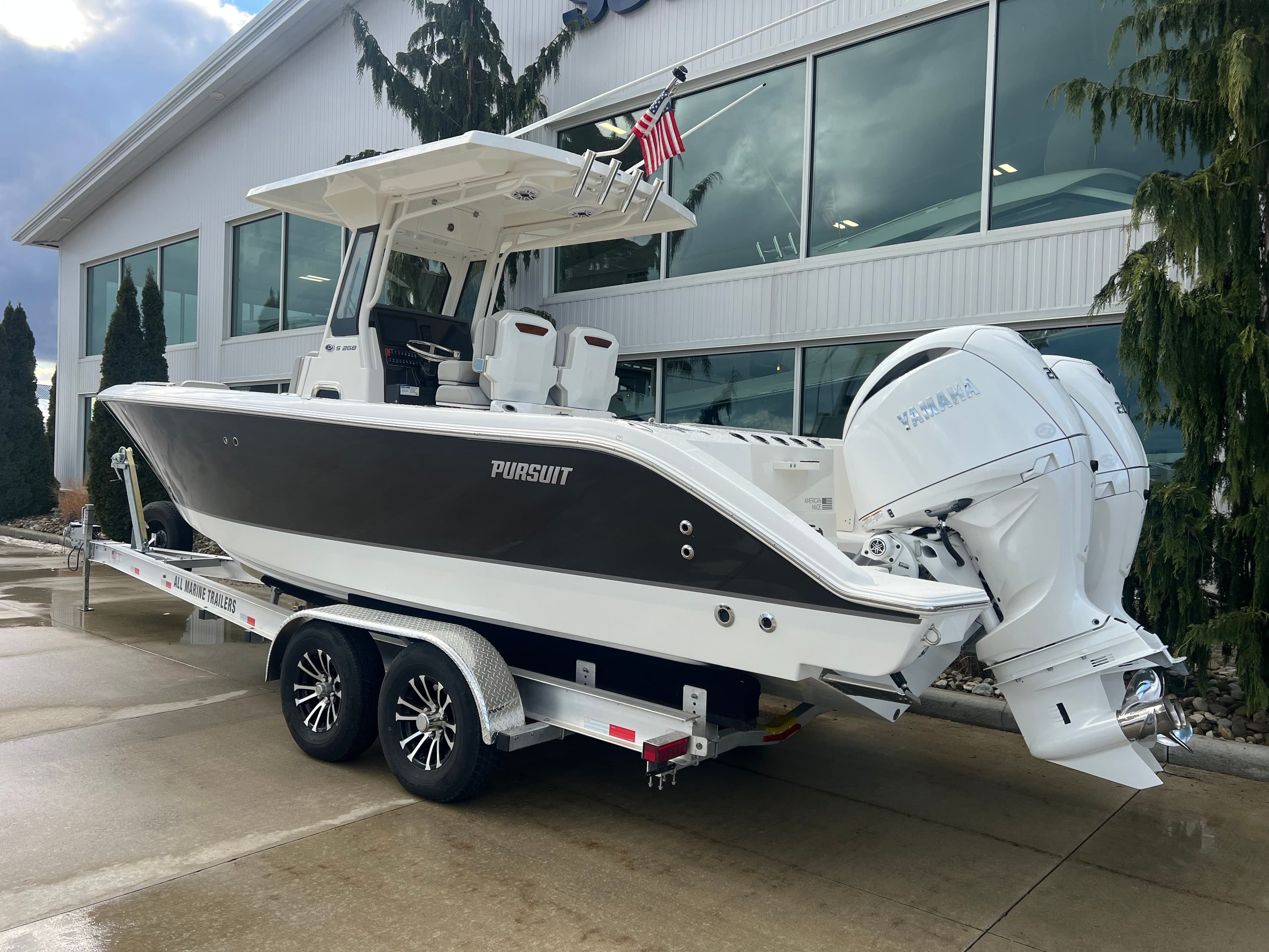 2025 PURSUIT 268 S - Image 6