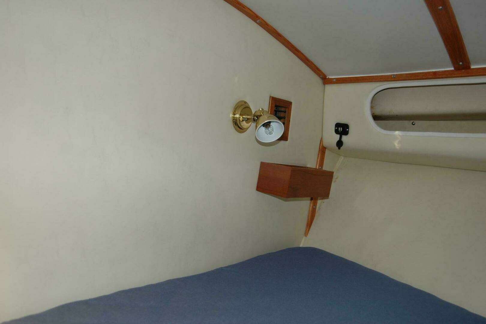 1987 Bertram 33 Sport Fisherman - Image 92