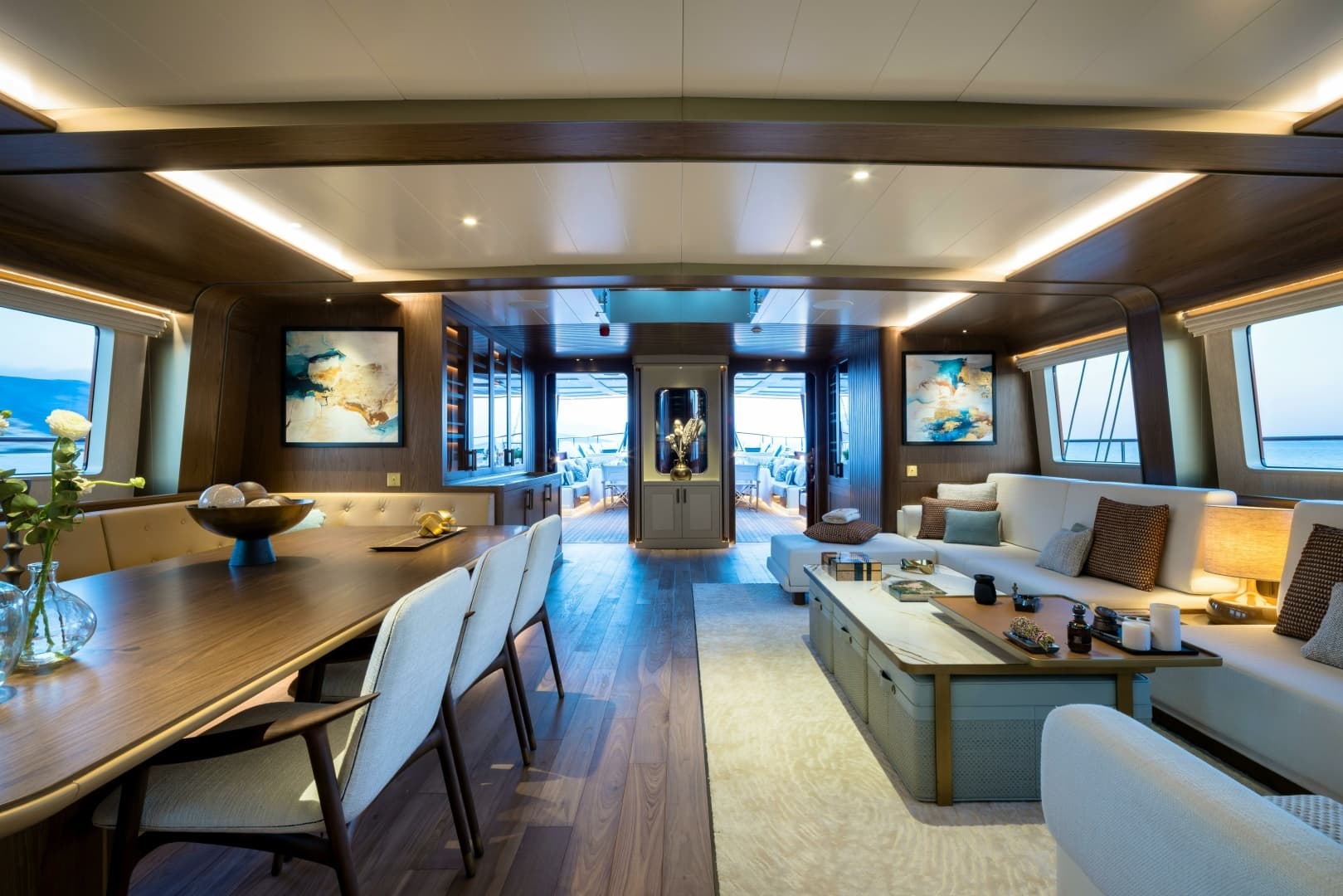 2026 Ares Yachts — - Image 29