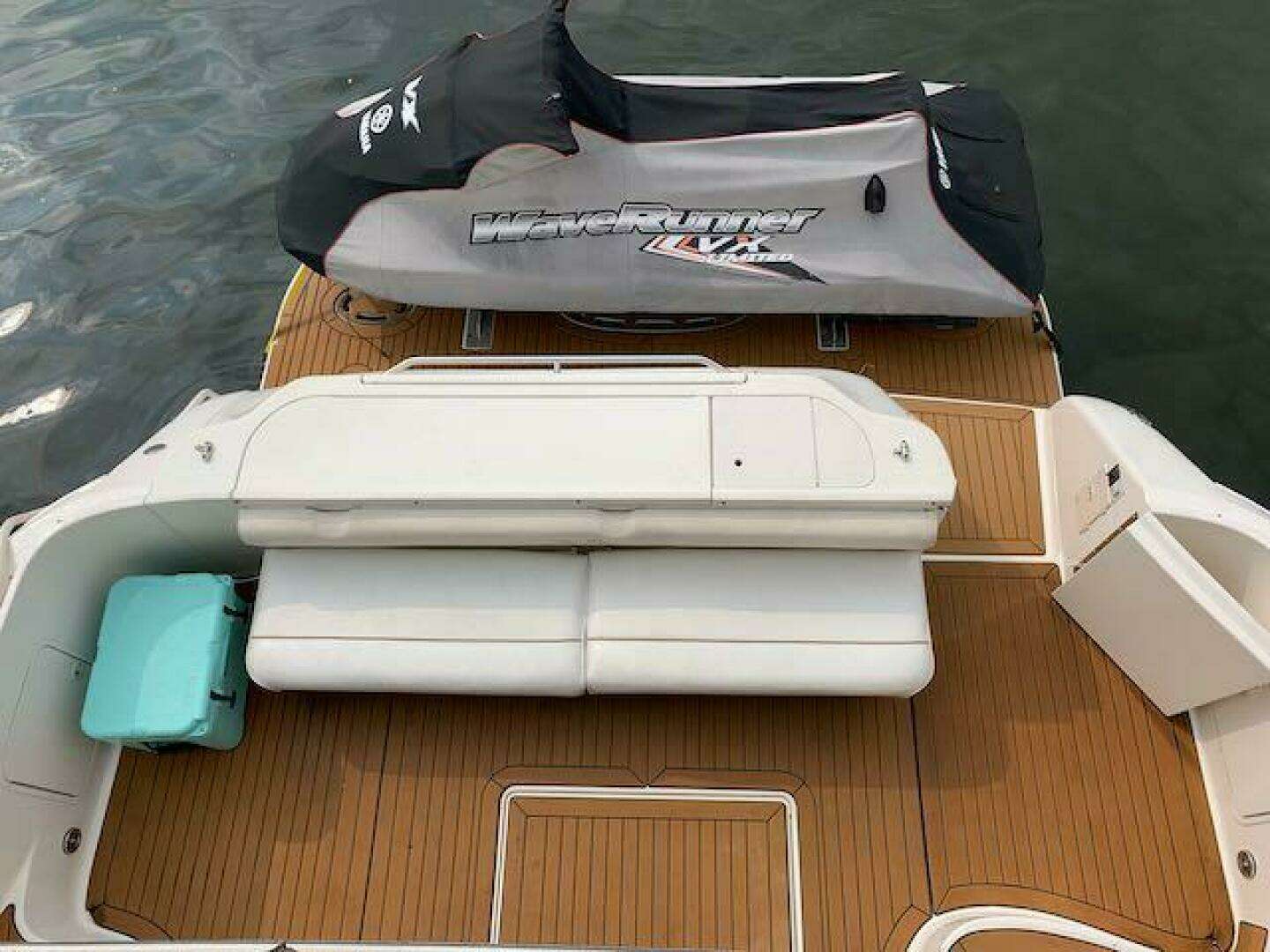 1999 Sea Ray 480 Sedan Bridge - Image 12