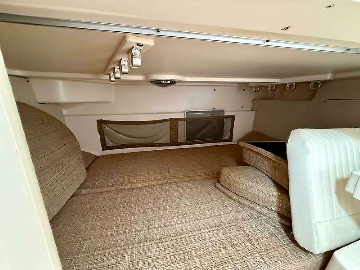 2007 Grady-White 305 Express - Image 25