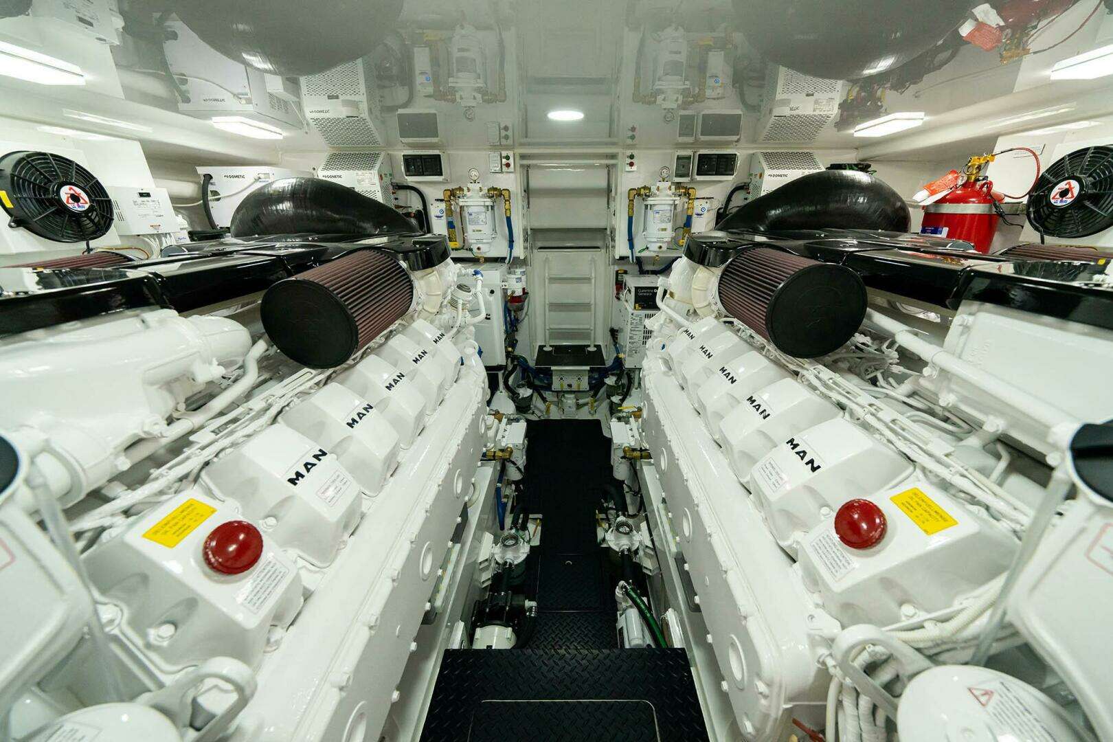 2027 Viking 54 Open - Image 19