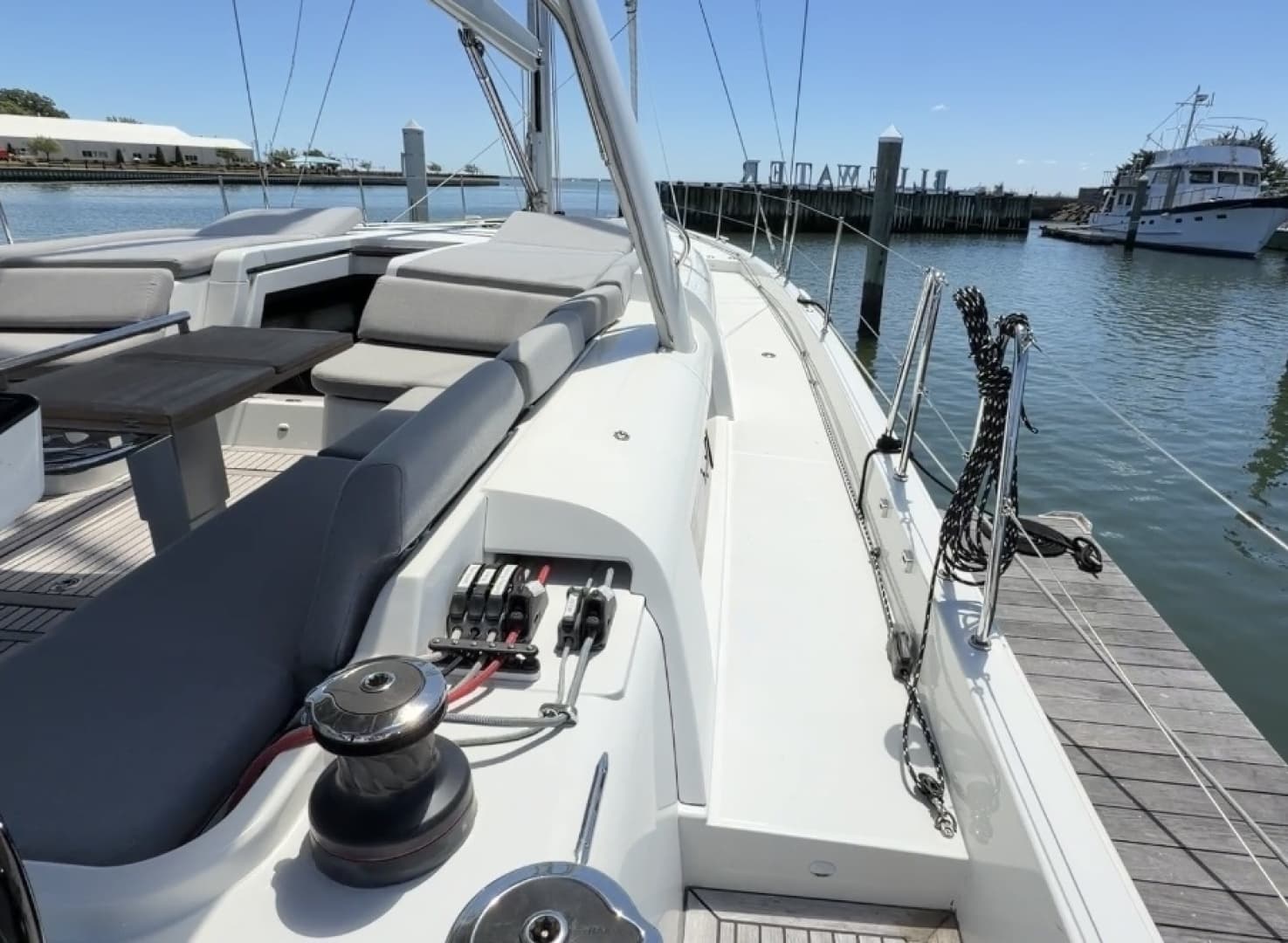 2022 Beneteau Oceanis Yacht - Image 54