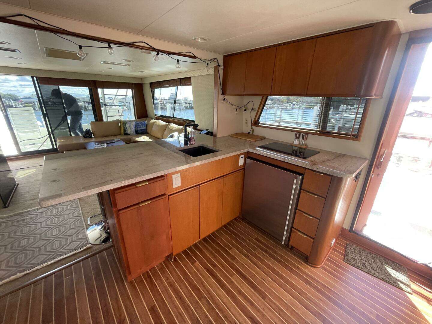 1993 Viking 50 Motor Yacht - Image 54